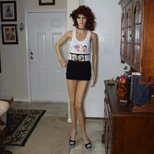 BLACK PENCIL SKIRT/BETTY BOOP TOP/ BLACK/W 6 1/2"